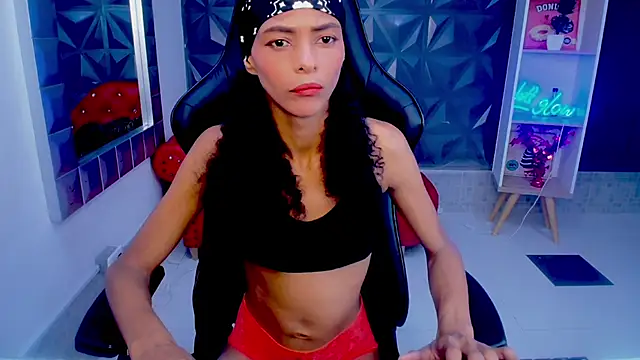 becky lynch 102 online show from November 29, 2025, 5:02 pm