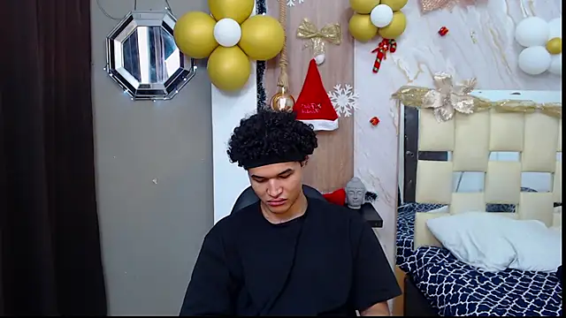 sweett love  online show from November 20, 2025, 5:41 am