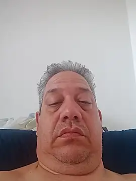 Snapshot of jorgerove76 chatting on November 20, 2025, 2:40 pm jorgerove76 online show from November 20, 2025, 2:40 pm