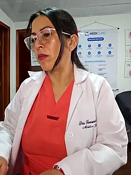 JustSamantha  online show from February 7, 2026, 12:57 pm