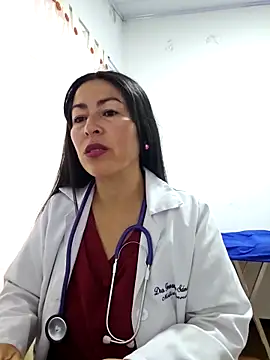 JustSamantha  online show from April 20, 2026, 11:35 am