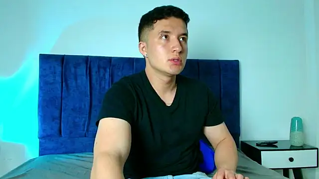 Ethan-Connor online show from November 29, 2025, 8:53 pm