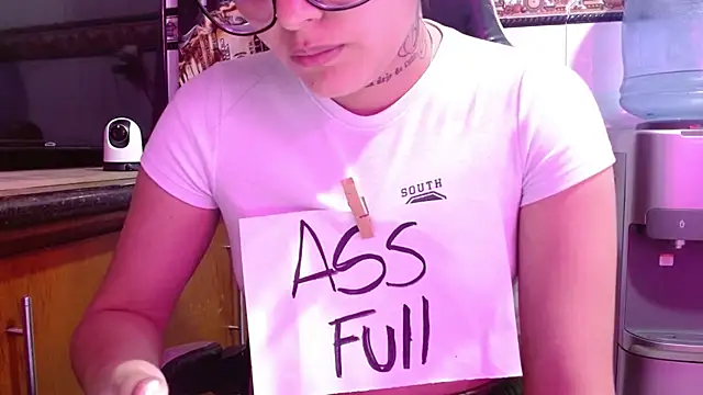 SLUT MESSY DIRTY online show from November 22, 2025, 7:35 pm