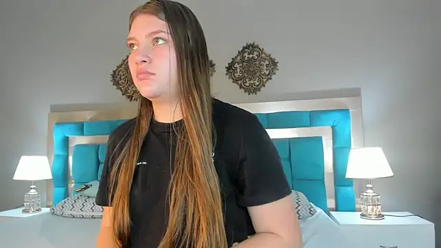 Snapshot of LiiaVelvet chatting on December 16, 2025, 1:59 pm LiiaVelvet online show from December 16, 2025, 1:59 pm