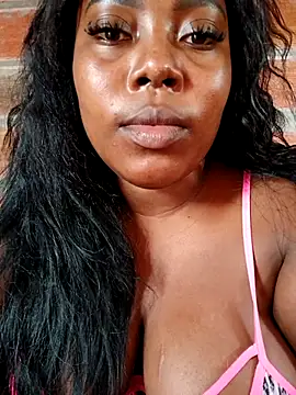 Snapshot of nani_will chatting on December 15, 2025, 4:13 pm nani will online show from December 15, 2025, 4:13 pm