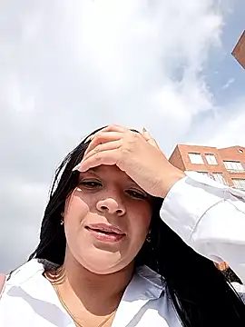 Snapshot of Layla-daring chatting on February 28, 2026, 8:08 pm Layla-daring online show from February 28, 2026, 8:08 pm