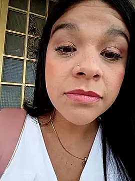 Snapshot of Layla-daring chatting on January 31, 2026, 8:18 pm Layla-daring online show from January 31, 2026, 8:18 pm