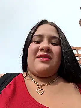 Kendra-daring online show from April 15, 2026, 8:31 pm