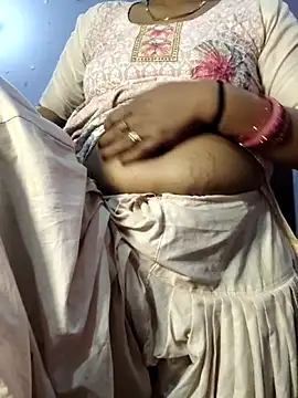 yamunna647 online show from January 17, 2026, 4:10 pm