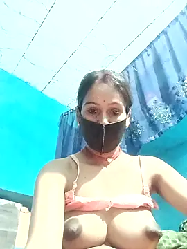 Snapshot of Nandani-758 chatting on April 14, 2026, 11:10 pm Nandani-758 online show from April 14, 2026, 11:10 pm