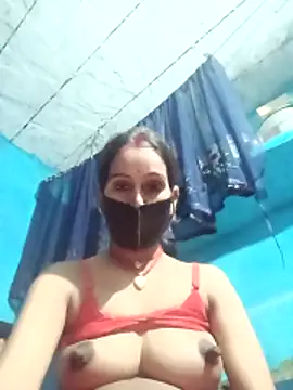 Snapshot of Nandani-758 chatting on April 4, 2026, 2:45 pm Nandani-758 online show from April 4, 2026, 2:45 pm