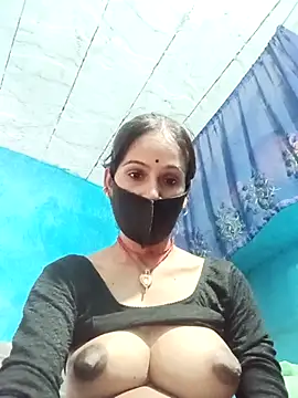 Nandani-758 online show from May 20, 2026, 10:34 am