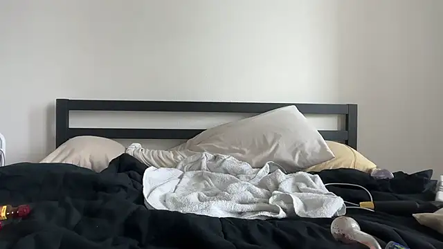 sethhtx713 online show from April 13, 2026, 2:54 pm