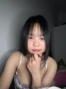 Kiee-lee online show from February 27, 2026, 3:23 pm