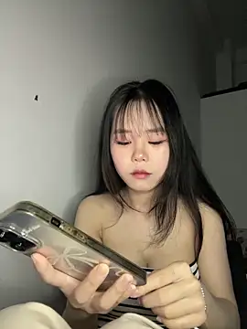 Kiee-lee online show from March 7, 2026, 2:33 pm