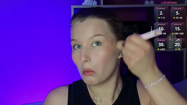 ImiMonroe online show from June 14, 2026, 4:14 am