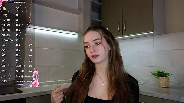 NoirAstrya online show from March 4, 2026, 6:10 am