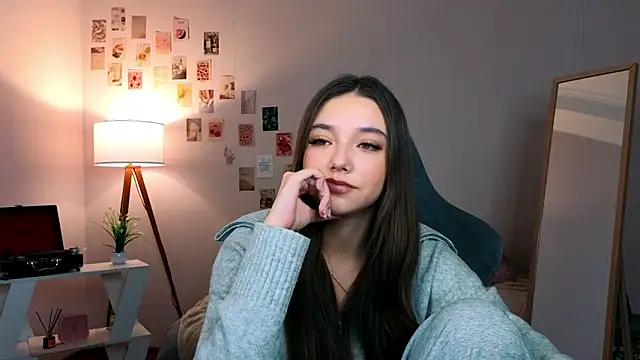 Vexorine online show from February 14, 2026, 9:04 pm