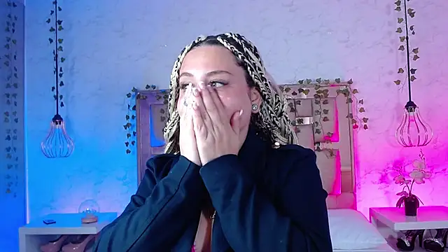 Alice Sinclair  online show from January 14, 2026, 12:53 pm