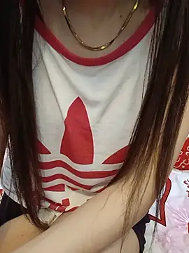Noraaaax online show from June 10, 2026, 11:33 am