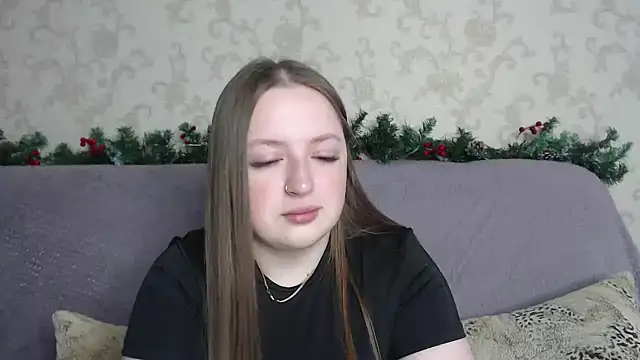 Snapshot of GirlPlayer chatting on January 15, 2026, 8:18 am GirlPlayer online show from January 15, 2026, 8:18 am