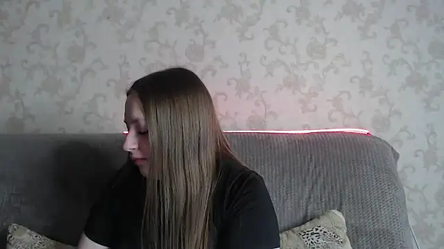 Snapshot of GirlPlayer chatting on February 24, 2026, 8:15 am GirlPlayer online show from February 24, 2026, 8:15 am