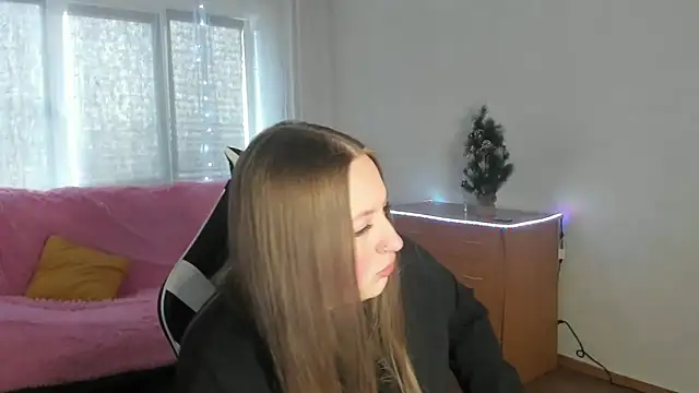 Snapshot of GirlPlayer chatting on January 17, 2026, 8:18 am GirlPlayer online show from January 17, 2026, 8:18 am