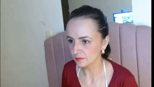 Juliana  lx online show from March 16, 2026, 2:21 pm