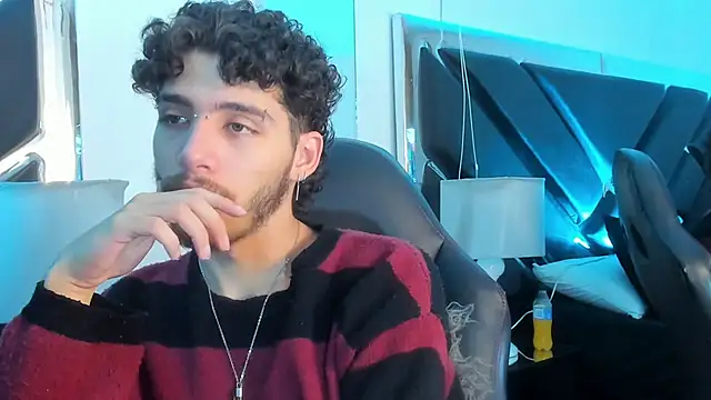 JojoBraando online show from December 2, 2025, 12:11 am