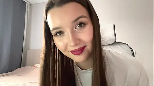 Annie SmiIe online show from November 21, 2025, 6:23 am