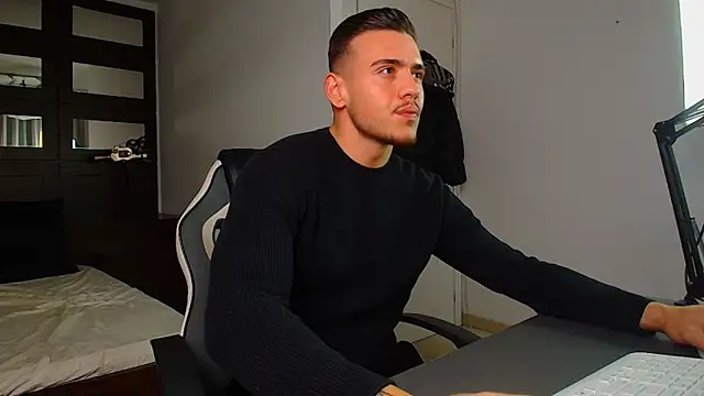 ElijahThorne online show from January 10, 2026, 8:42 am