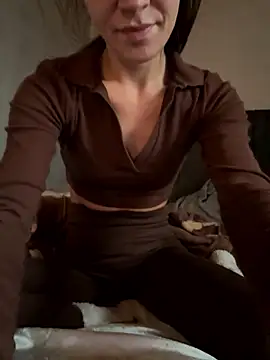 Snapshot of SexySapphire69x chatting on January 9, 2026, 1:29 pm SexySapphire69x online show from January 9, 2026, 1:29 pm