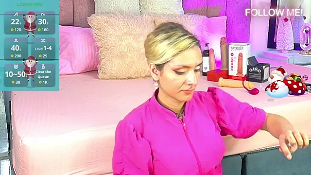 Lunitaa Diva online show from December 18, 2025, 2:54 pm