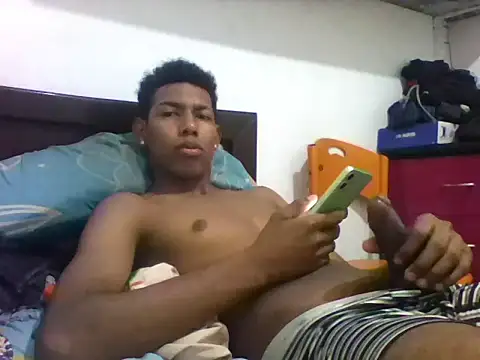 sexeltk online show from December 18, 2025, 8:12 pm