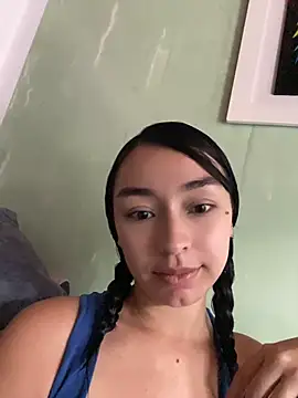 Ariel Laurentt online show from July 29, 2026, 10:31 pm
