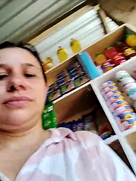 MIA-LARIOS online show from April 9, 2026, 3:40 pm