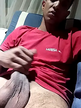 Gzinho69ik online show from July 1, 2026, 1:39 am