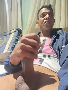 Gzinho69ik online show from July 8, 2026, 1:08 am