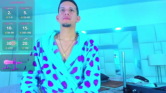 Sebastian Smith   online show from December 19, 2025, 11:12 am