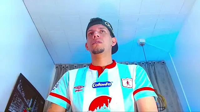 Snapshot of Sebastian_Smith__ chatting on April 6, 2026, 11:33 am Sebastian Smith online show from April 6, 2026, 11:33 am