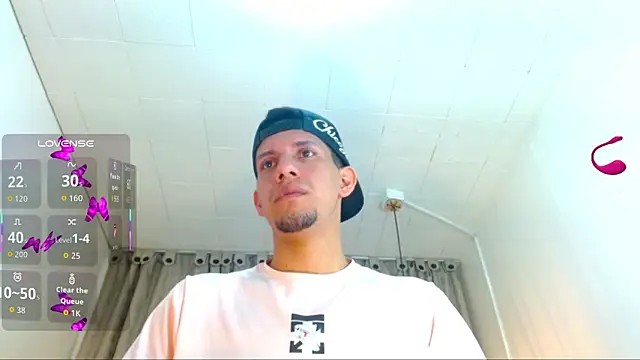 Snapshot of Sebastian_Smith__ chatting on March 31, 2026, 11:23 am Sebastian Smith online show from March 31, 2026, 11:23 am