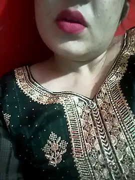 Priya 089 online show from February 17, 2026, 4:32 am