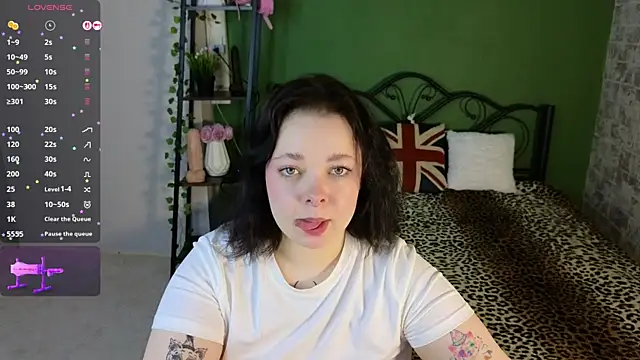 Snapshot of Vlada_vv chatting on April 9, 2026, 5:31 am Vlada vv online show from April 9, 2026, 5:31 am