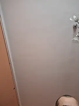 csutrinka online show from April 3, 2026, 10:43 am