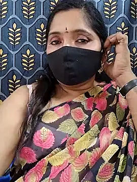 Soni-queen online show from November 21, 2025, 4:39 pm