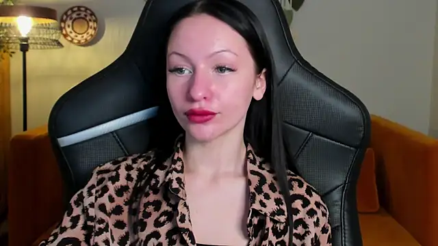 NaomiBlakes online show from December 5, 2025, 5:28 am