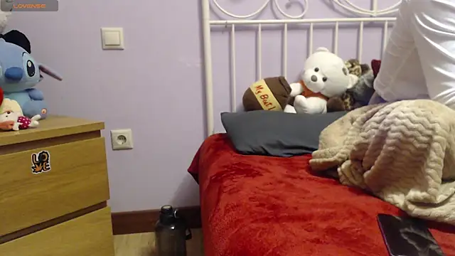 Megan hotwife  online show from December 4, 2025, 6:51 pm