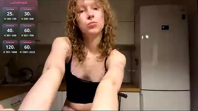 ElfriedaZwack online show from April 15, 2026, 5:28 pm