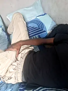 Snapshot of 277T chatting on January 7, 2026, 12:21 pm 277T online show from January 7, 2026, 12:21 pm