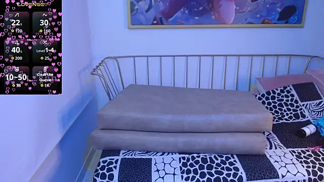 Roxanne vale online show from April 17, 2026, 8:33 pm